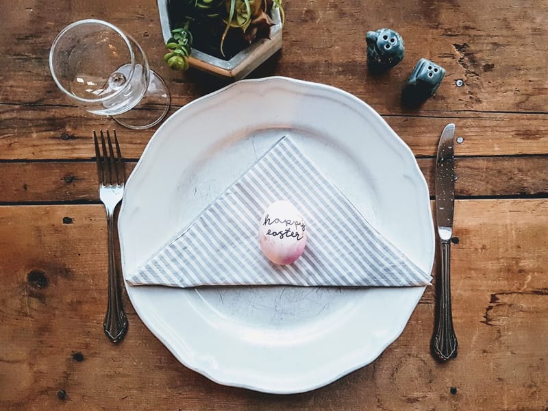 Planning menus for your Easter event? Grab some expert advice about easy hosting, in-season ingredients, outdoor catering & thinking outside the box. Includes tips for attracting the crowds when looking for external caterers.